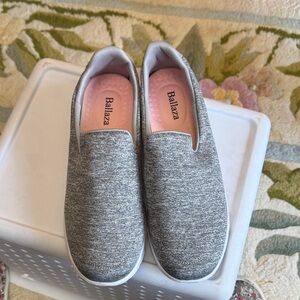 Ballaza Gray Slip-On Sneakers 271